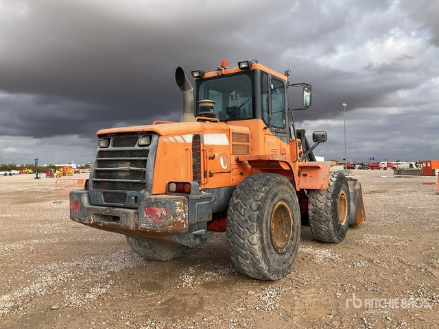 2008 Doosan DL200 Wheel Loader - Wheel loader: picture 3 2008 Doosan DL200 Wheel Loader - Wheel loader: picture 3