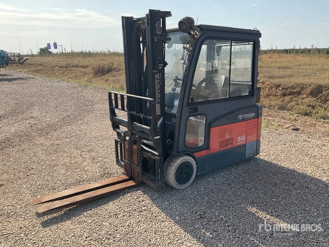 2009 Toyota 7FBEF20 (Inoperable) Electric Forklift - Electric forklift: picture 1 2009 Toyota 7FBEF20 (Inoperable) Electric Forklift - Electric forklift: picture 1