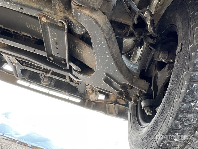 Truck mounted aerial platform 2014 Nissan NT400 Cabstar 35.12 2014 Oil&Steel Snake 189 Smart ... Bucket Truck: picture 6