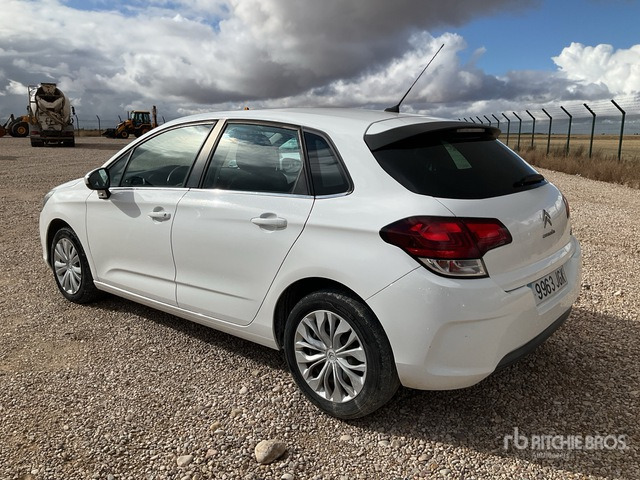 2015 Citroen C4 BlueHDI 100 Feel Automobile - Car: picture 2 2015 Citroen C4 BlueHDI 100 Feel Automobile - Car: picture 2
