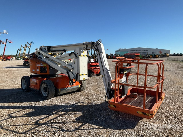 2016 Snorkel A46JE 2WD Diesel Articulating Boom Lift - Articulated boom: picture 3 2016 Snorkel A46JE 2WD Diesel Articulating Boom Lift - Articulated boom: picture 3