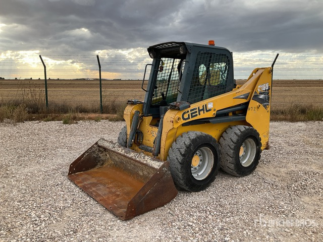 2018 Gehl R165 Skid Steer Loader - Skid steer loader: picture 1 2018 Gehl R165 Skid Steer Loader - Skid steer loader: picture 1