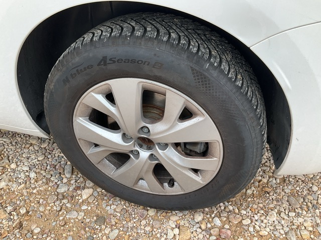 2021 Citroen C4 Grand Spacetourer Automobile - Car: picture 5 2021 Citroen C4 Grand Spacetourer Automobile - Car: picture 5