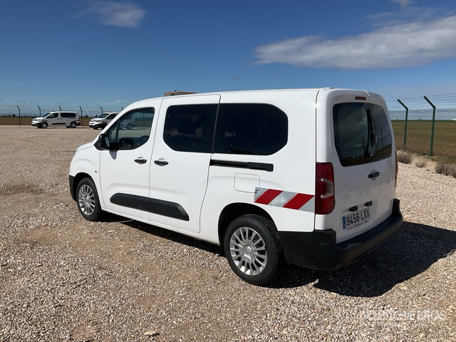 2022 Toyota Proace City Verso 5 Passenger Van - Minibus, Passenger van: picture 1 2022 Toyota Proace City Verso 5 Passenger Van - Minibus, Passenger van: picture 1