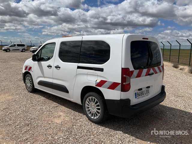 2022 Toyota Proace City Verso 5 Passenger Van - Minibus, Passenger van: picture 3 2022 Toyota Proace City Verso 5 Passenger Van - Minibus, Passenger van: picture 3