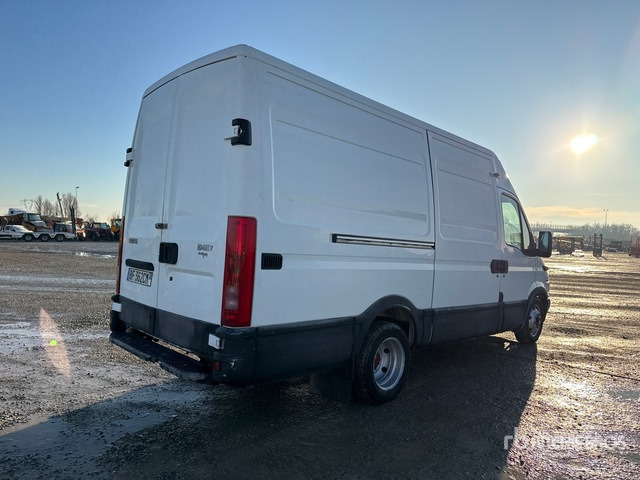 1999 Iveco Daily 35C13 2.8 125CV Van Truck - Box truck: picture 3 1999 Iveco Daily 35C13 2.8 125CV Van Truck - Box truck: picture 3