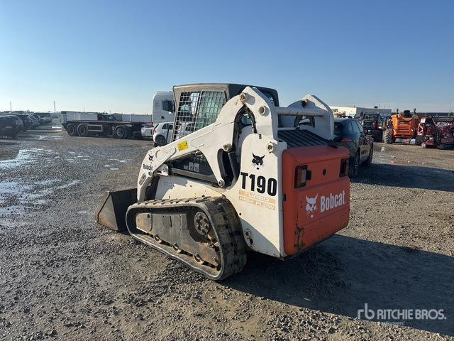 2002 Bobcat T190 Compact Track Loader - Compact track loader: picture 2 2002 Bobcat T190 Compact Track Loader - Compact track loader: picture 2