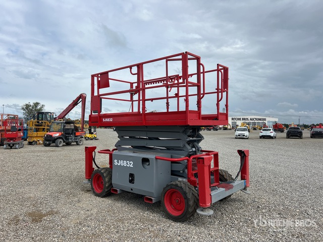 2007 Skyjack SJ6832 RT Diesel Scissor Lift - Scissor lift: picture 3 2007 Skyjack SJ6832 RT Diesel Scissor Lift - Scissor lift: picture 3