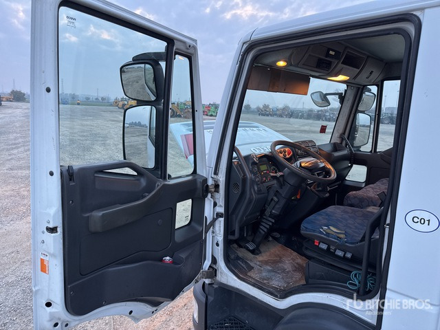 2008 Iveco Eurocargo 75E16 4x2 Dump Truck: Light Duty - Tipper: picture 5 2008 Iveco Eurocargo 75E16 4x2 Dump Truck: Light Duty - Tipper: picture 5