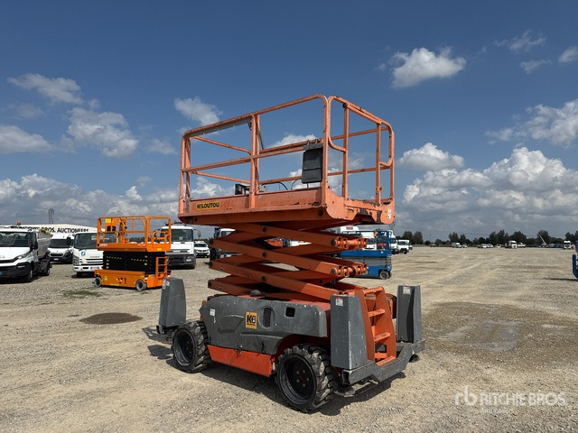 2012 Haulotte Compact12DX Piattaforma aerea verticale - Scissor lift: picture 2 2012 Haulotte Compact12DX Piattaforma aerea verticale - Scissor lift: picture 2