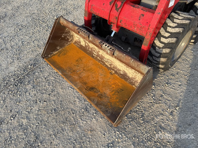 2013 Bobcat S130 High Flow Skid Steer Loader - Skid steer loader: picture 5 2013 Bobcat S130 High Flow Skid Steer Loader - Skid steer loader: picture 5