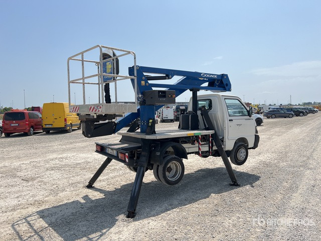 2013 Piaggio Porter 2013 Socage A314 14 m on Bucket Truck - Truck mounted aerial platform: picture 4 2013 Piaggio Porter 2013 Socage A314 14 m on Bucket Truck - Truck mounted aerial platform: picture 4