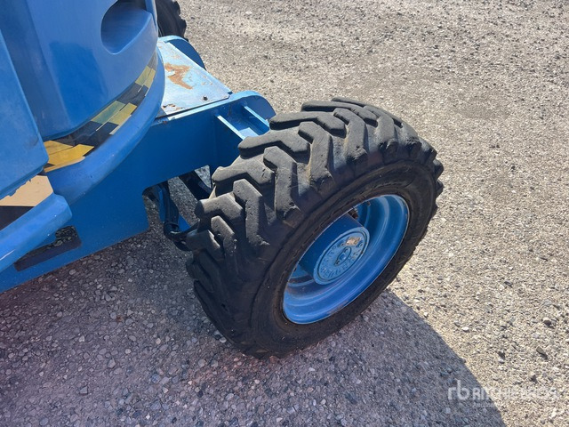 2015 Genie Z-34/22 (Inoperable) Articulating Boom Lift - Articulated boom: picture 5 2015 Genie Z-34/22 (Inoperable) Articulating Boom Lift - Articulated boom: picture 5