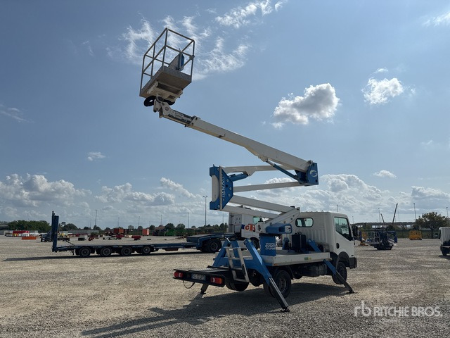 2017 Nissan Cabstar Cabstar 35.12 2016 Socage DA 320 20 m on Bucket Truck - Truck mounted aerial platform: picture 4 2017 Nissan Cabstar Cabstar 35.12 2016 Socage DA 320 20 m on Bucket Truck - Truck mounted aerial platform: picture 4