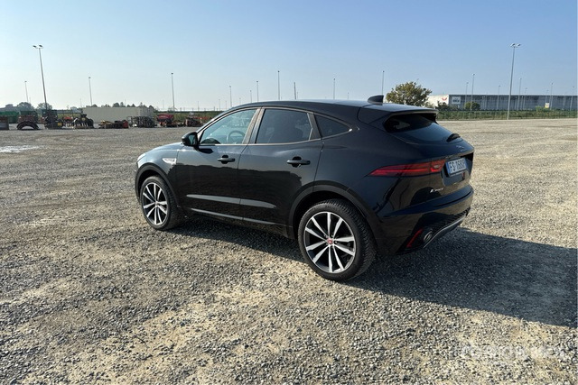 2018 Jaguar E Pace 2.0D I4 R-DYNAMIC SE 4WD 240CV SUV - SUV: picture 2 2018 Jaguar E Pace 2.0D I4 R-DYNAMIC SE 4WD 240CV SUV - SUV: picture 2