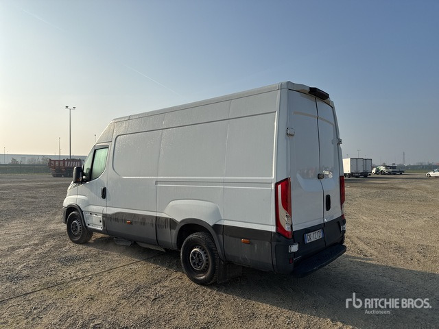 2022 Iveco Daily 35 CNG 35S14NV 3520L H2 BLUE P Van Truck - Box truck: picture 2 2022 Iveco Daily 35 CNG 35S14NV 3520L H2 BLUE P Van Truck - Box truck: picture 2