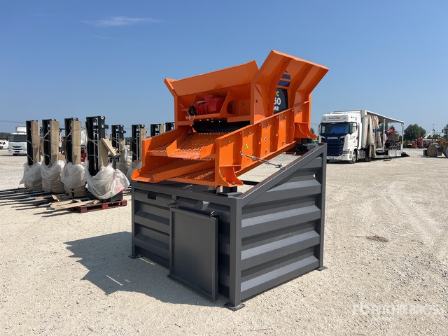 2025 Field Industries Screen Box 380V Portable Crible (Unused) Screen Plant - Flail mower/ Mulcher: picture 1 2025 Field Industries Screen Box 380V Portable Crible (Unused) Screen Plant - Flail mower/ Mulcher: picture 1