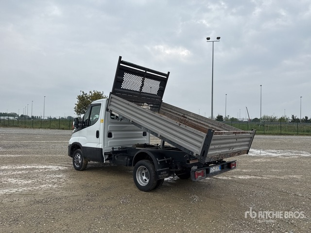 Iveco Daily 35-120 Autocarro ribaltabile: carichi leggeri - Tipper van: picture 4 Iveco Daily 35-120 Autocarro ribaltabile: carichi leggeri - Tipper van: picture 4