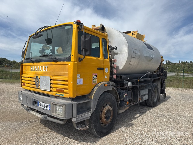 1995 Renault 1995 Acmar on 4x2 Crew Cab Repa ... Asphalt Distributor Truck - Asphalt distributor: picture 2 1995 Renault 1995 Acmar on 4x2 Crew Cab Repa ... Asphalt Distributor Truck - Asphalt distributor: picture 2