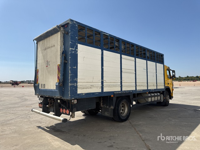 2003 Volvo FM12 420 4x2 Camion Betaillere Livestock Truck - Flail mower/ Mulcher: picture 3 2003 Volvo FM12 420 4x2 Camion Betaillere Livestock Truck - Flail mower/ Mulcher: picture 3