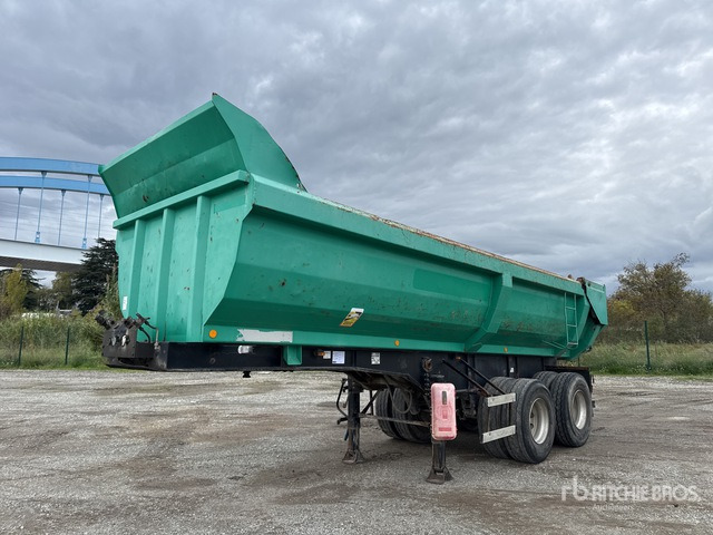 2004 Leveques SRU238 T/A Semi-Remorque Benne 2 Essieux End Dump Trailer - Tipper trailer: picture 1 2004 Leveques SRU238 T/A Semi-Remorque Benne 2 Essieux End Dump Trailer - Tipper trailer: picture 1