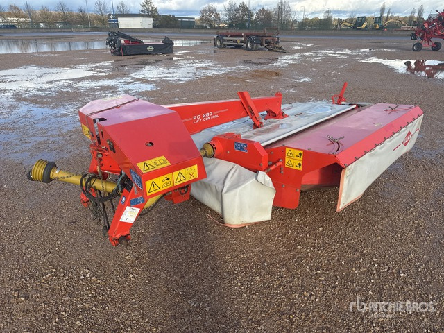 2006 Kuhn FC283 Lift Control 2800 mm 3-Point Hitch Faucheuse ... Mower Conditioner - Mower: picture 1 2006 Kuhn FC283 Lift Control 2800 mm 3-Point Hitch Faucheuse ... Mower Conditioner - Mower: picture 1
