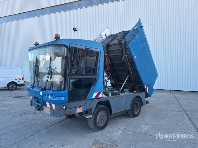2006 Mathieu Yno C540 2006 Mathieu yno 540 on 4x2 Cam ... Vacuum Excavator Truck - Vacuum truck: picture 3 2006 Mathieu Yno C540 2006 Mathieu yno 540 on 4x2 Cam ... Vacuum Excavator Truck - Vacuum truck: picture 3