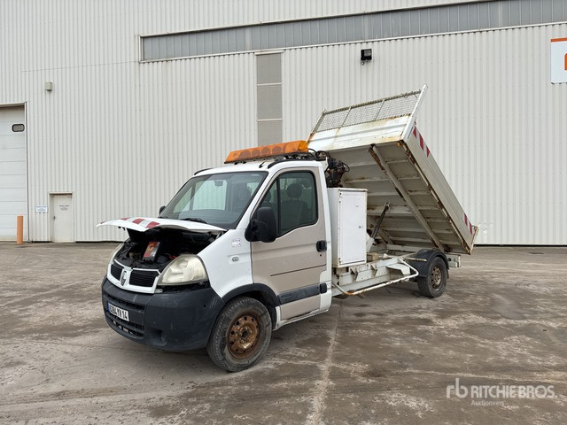 2006 Renault Master dCi 120 2014 HMF 152T2 12V 830 kg on 4x ... Dump Truck with Crane - Tipper: picture 2 2006 Renault Master dCi 120 2014 HMF 152T2 12V 830 kg on 4x ... Dump Truck with Crane - Tipper: picture 2