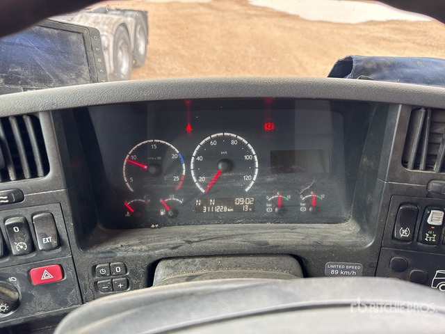 2008 Scania P380 2008 Hiab 166E-3 HIPRO 5700 kg ... Dump Truck with Crane - Tipper, Crane truck: picture 2 2008 Scania P380 2008 Hiab 166E-3 HIPRO 5700 kg ... Dump Truck with Crane - Tipper, Crane truck: picture 2