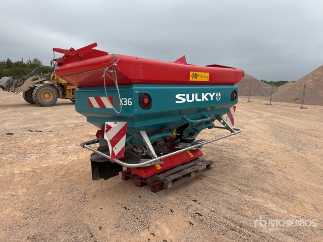 2009 Sulky X36 36 m 3-Point 3200 L Epandeur A ... Fertilizer Spreader - Fertilizer spreader: picture 4 2009 Sulky X36 36 m 3-Point 3200 L Epandeur A ... Fertilizer Spreader - Fertilizer spreader: picture 4