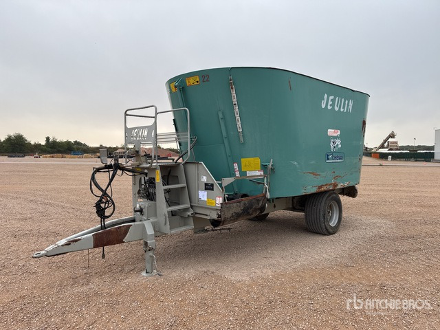 2011 Jeulin Power 22 Melangeuse Distributrice Livestock Feeder - Forage mixer wagon: picture 1 2011 Jeulin Power 22 Melangeuse Distributrice Livestock Feeder - Forage mixer wagon: picture 1