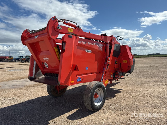 2015 Kuhn Altor 5070M Pailleuse Distributrice Livestock Feeder - Forage mixer wagon: picture 4 2015 Kuhn Altor 5070M Pailleuse Distributrice Livestock Feeder - Forage mixer wagon: picture 4