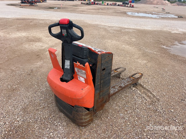 2016 BT LWE160 1600 kg Electric (Inoperable) Pallet Jack - Pallet truck: picture 4 2016 BT LWE160 1600 kg Electric (Inoperable) Pallet Jack - Pallet truck: picture 4