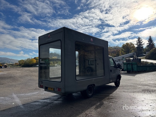 2005 Iveco 35C Vehicule Publicitaire Cargo Van - Van: picture 3 2005 Iveco 35C Vehicule Publicitaire Cargo Van - Van: picture 3