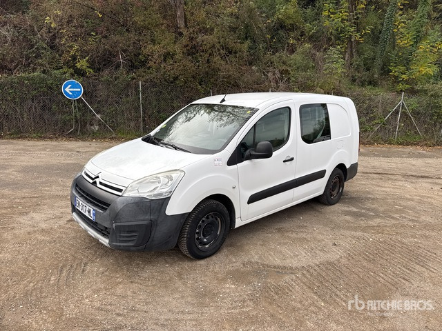 2017 Citroen Berlingo Vehicule Utilitaire Cargo Van - Van: picture 2 2017 Citroen Berlingo Vehicule Utilitaire Cargo Van - Van: picture 2