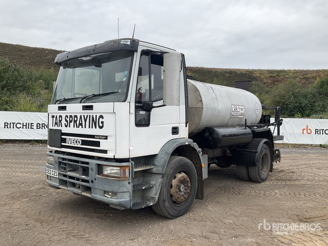 2002 Iveco Tector 4x2 Asphalt Distributor Truck - Flail mower/ Mulcher: picture 2 2002 Iveco Tector 4x2 Asphalt Distributor Truck - Flail mower/ Mulcher: picture 2