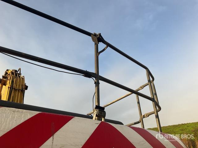 2005 Komatsu PC450LC-7K Tracked Excavator - Crawler excavator: picture 5 2005 Komatsu PC450LC-7K Tracked Excavator - Crawler excavator: picture 5