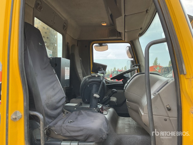 2012 DAF 55.220 2017 Johnston on Sweeper Truck - Road sweeper: picture 5 2012 DAF 55.220 2017 Johnston on Sweeper Truck - Road sweeper: picture 5
