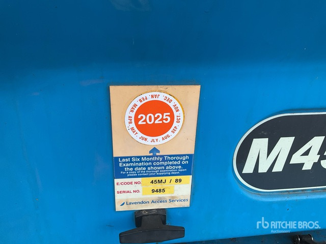 2012 JLG M450AJ 2WD Hybrid Articulating Boom Lift - Articulated boom: picture 4 2012 JLG M450AJ 2WD Hybrid Articulating Boom Lift - Articulated boom: picture 4