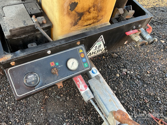 2013 Doosan 720 Mobile (Inoperable) Air Compressor - Air compressor: picture 5 2013 Doosan 720 Mobile (Inoperable) Air Compressor - Air compressor: picture 5