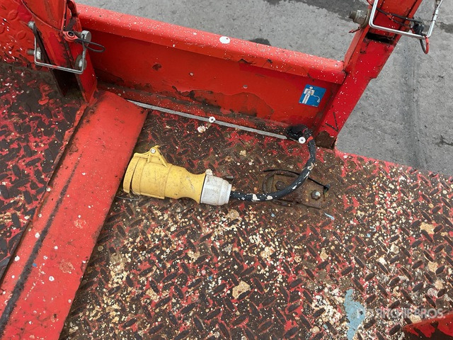 Scissor lift 2013 Skyjack SJ9250 4x4 Diesel Scissor Lift: picture 6