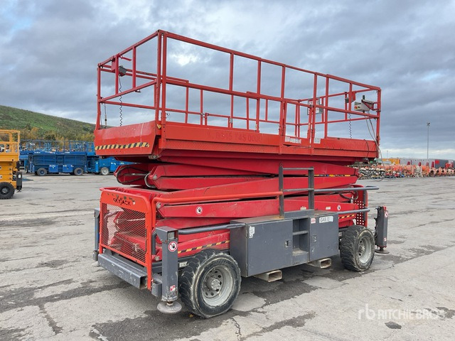 2013 Skyjack SJ9250 4x4 Diesel Scissor Lift - Scissor lift: picture 1 2013 Skyjack SJ9250 4x4 Diesel Scissor Lift - Scissor lift: picture 1
