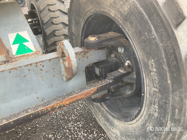 2014 Haulotte HA16PX 4WD Diesel Articulating Boom Lift - Articulated boom: picture 5 2014 Haulotte HA16PX 4WD Diesel Articulating Boom Lift - Articulated boom: picture 5