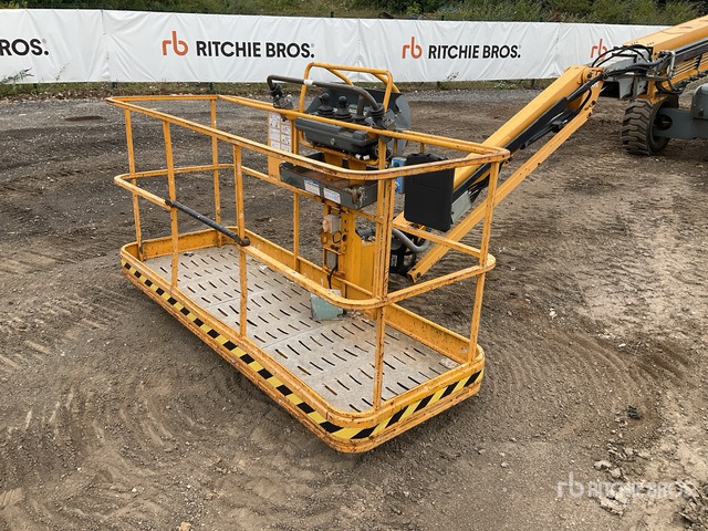 2014 Haulotte HT23RTJ 4WD Diesel Telescopic Boom Lift - Flail mower/ Mulcher: picture 5 2014 Haulotte HT23RTJ 4WD Diesel Telescopic Boom Lift - Flail mower/ Mulcher: picture 5