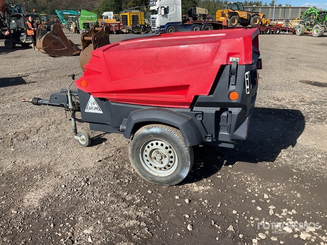 2015 Atlas Copco XAS47KD Mobile Air Compressor - Air compressor: picture 4 2015 Atlas Copco XAS47KD Mobile Air Compressor - Air compressor: picture 4
