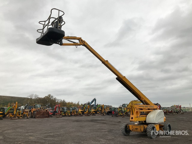 2015 Nifty-Lift HR21-141 4WD Hybrid Articulating Boom Lift - Articulated boom: picture 2 2015 Nifty-Lift HR21-141 4WD Hybrid Articulating Boom Lift - Articulated boom: picture 2