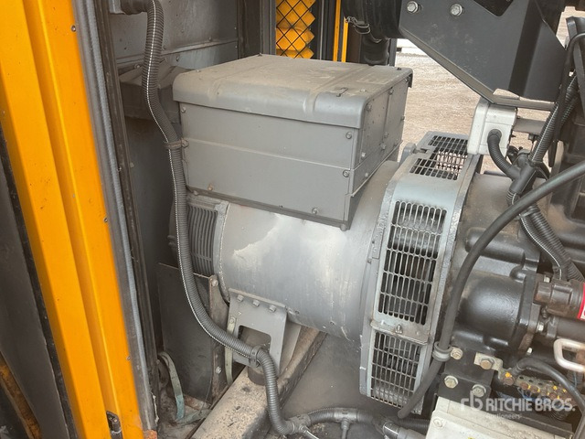 2016 Sdmo R110C3 100 kVA Generator Set - Generator set: picture 5 2016 Sdmo R110C3 100 kVA Generator Set - Generator set: picture 5