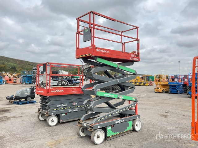 2017 Skyjack SJlll3226 2017 Skyjack SJLLL3226 Scissor Lift Scissor Lift - Scissor lift: picture 2 2017 Skyjack SJlll3226 2017 Skyjack SJLLL3226 Scissor Lift Scissor Lift - Scissor lift: picture 2