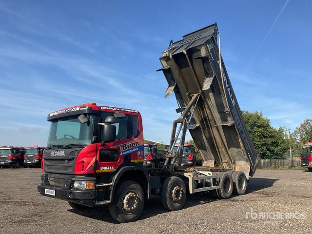 Tipper 2018 Scania P410 8x4 Twin-Steer Tri/A Dump Truck: picture 1