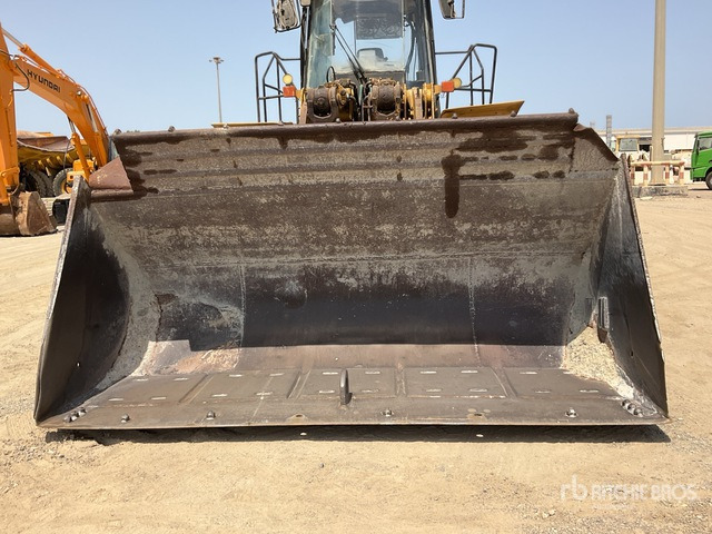 2001 Cat 980G - Wheel loader: picture 5 2001 Cat 980G - Wheel loader: picture 5